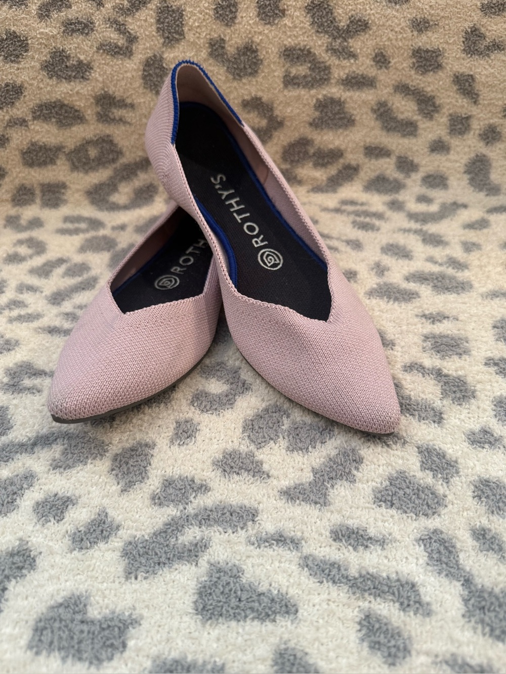 Rothy’s The Point Petal Pink Blue Trim Pointed Flats Women’s 7